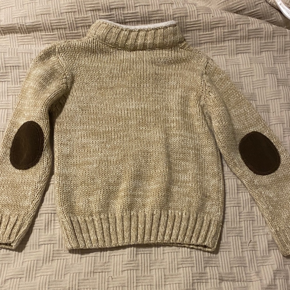 Little lad toddler size 4t sweater - Picture 5 of 5